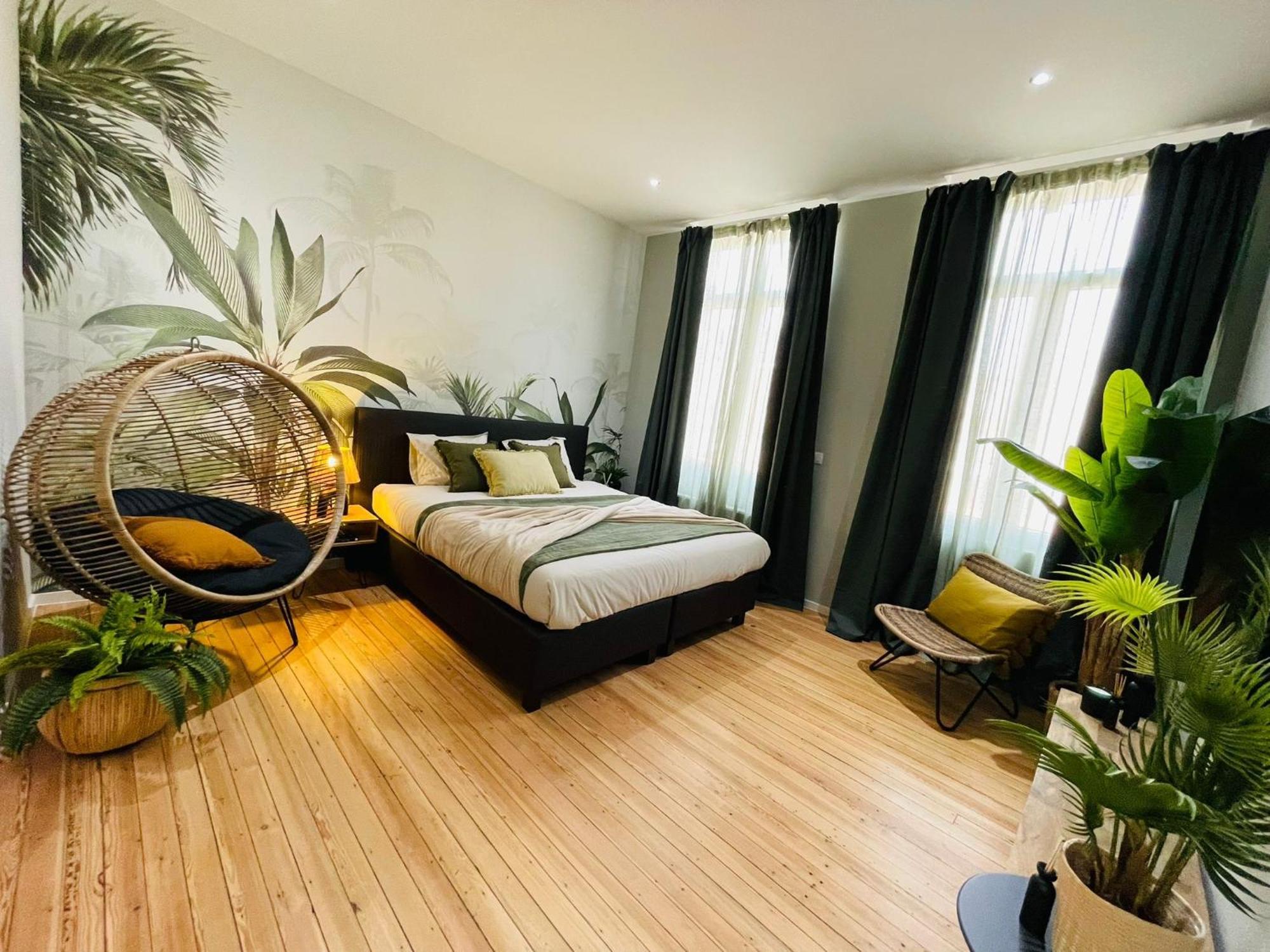 Appartement Exotique Avec Bain Balneo Liegi Esterno foto